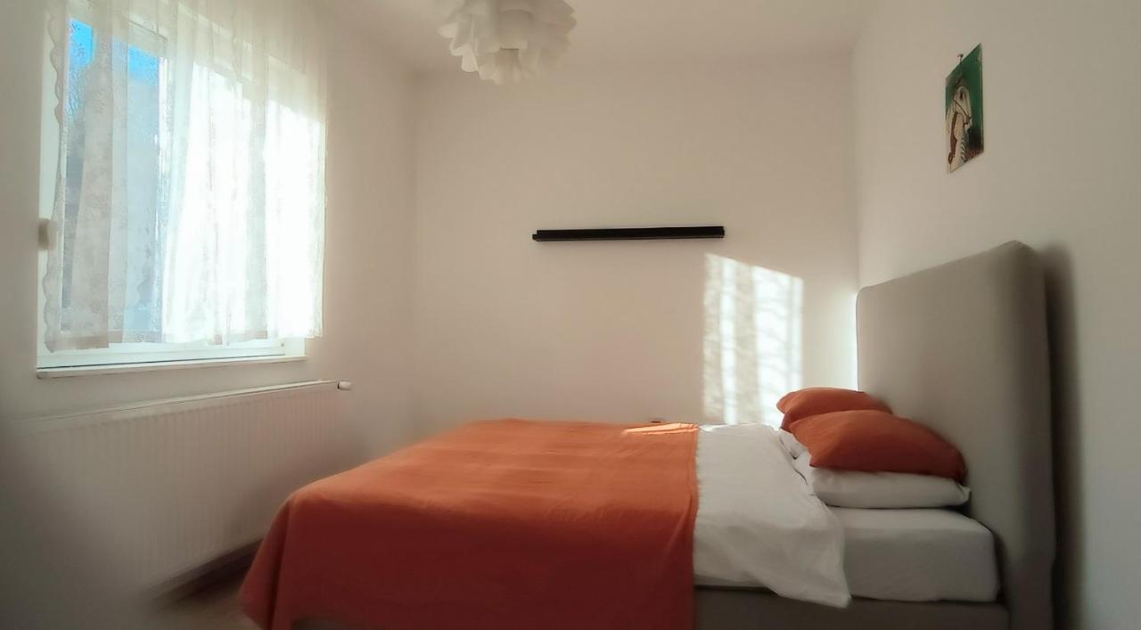 Two Flowers Apartments Zagreb Bagian luar foto
