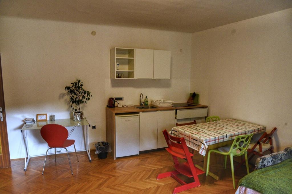 Two Flowers Apartments Zagreb Bagian luar foto